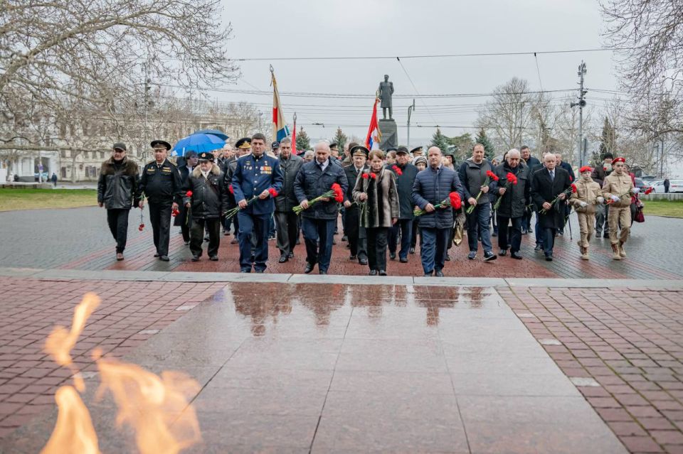 ����� ������: 27 ������ � ��������� ���� � ������� ����� ������