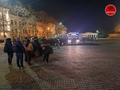 ��������� ���� ��������� � �����, � ������� ��-������