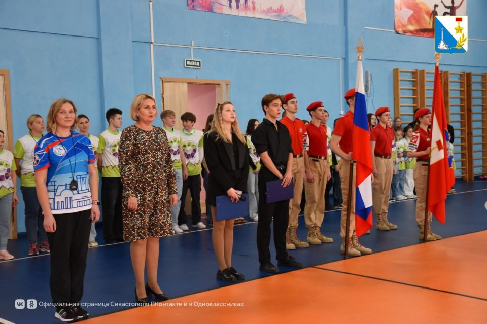 ����� 200 ������������ ����������� ������������� � ������� ���������-���������� ����