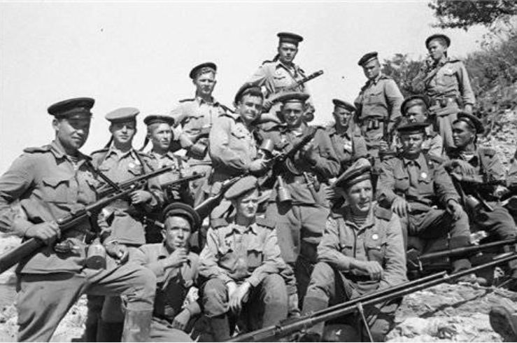 4 февраля 1943. Высадка десанта Цезаря Куникова на Малую Землю 4 февраля 1943. Высадка десанта Цезаря Куникова на Малую Землю