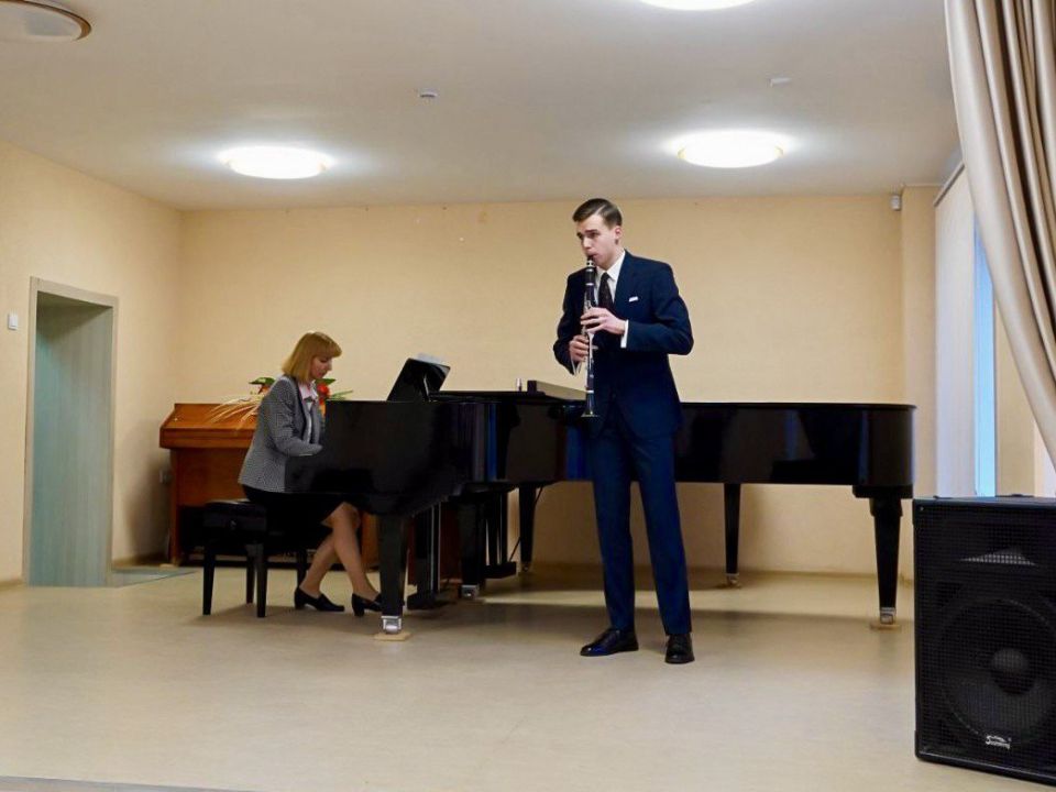 ������� ������������ ������ ������ � ������� ����������� ����� � 4