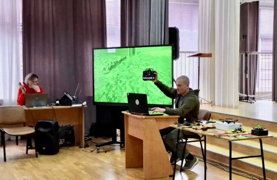 ����� � �����: � ������ ������� ���������� ����� ��������� ��������� ����������� ����� ������-����� �� ����������� ����������� ��� �������� ����� �49