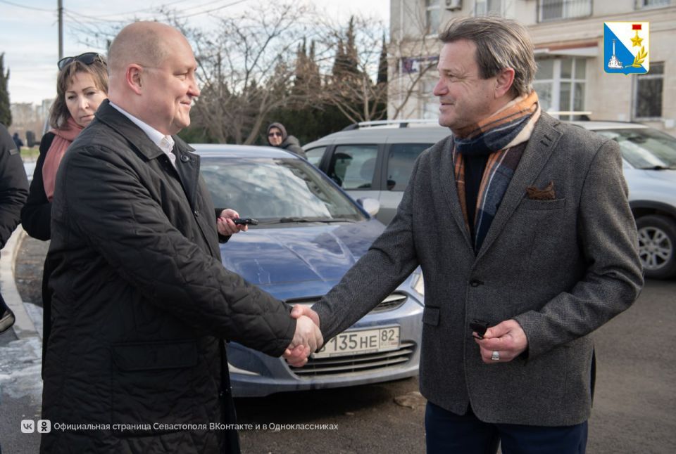 Губернатор Севастополя Михаил Развожаев проверил новый Античный проспект Губернатор Севастополя Михаил Развожаев проверил новый Античный проспект