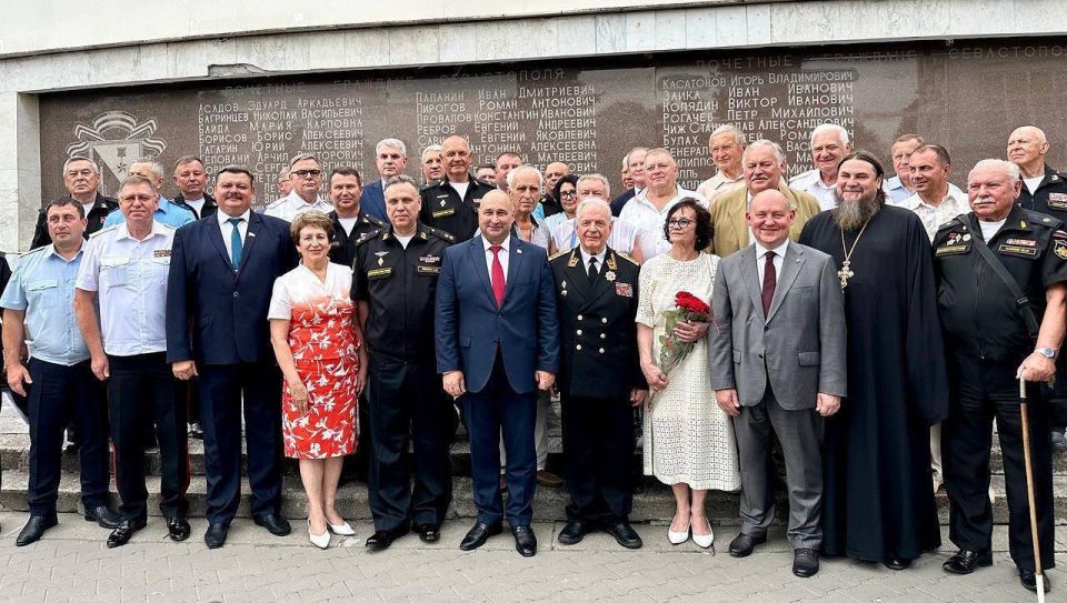 Владимир Немцев: Свой 87-й день рождения сегодня отмечает адмирал, Почётный гражданин Севастополя Игорь Владимирович Касатонов Владимир Немцев: Свой 87-й день рождения сегодня отмечает адмирал, Почётный гражданин Севастополя Игорь Владимирович Касатонов