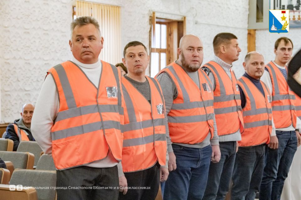 В Севастополе выбрали лучших водителей автобусов и троллейбусов В Севастополе выбрали лучших водителей автобусов и троллейбусов