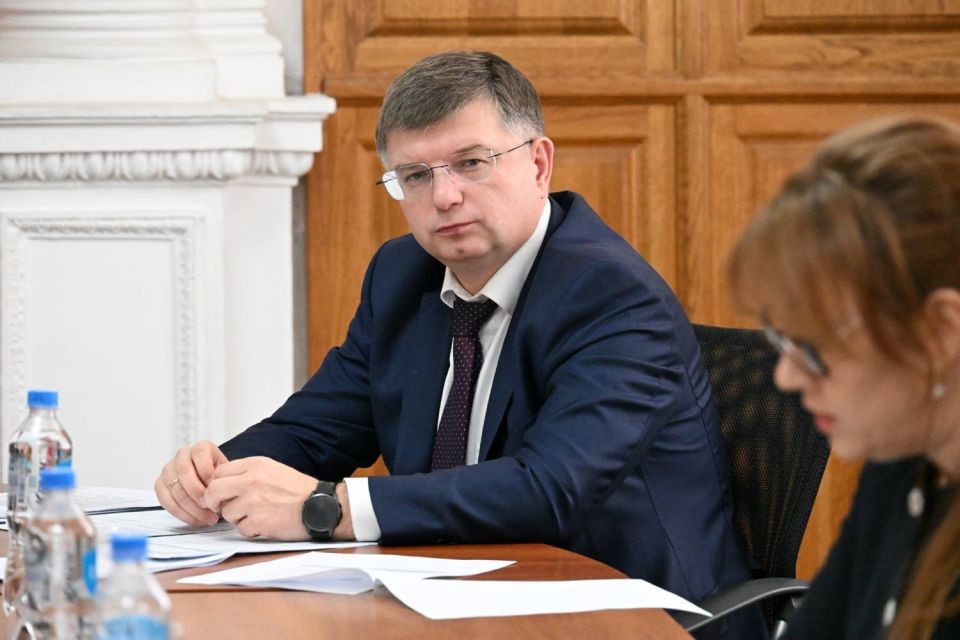 Владимир Немцев: Сегодня принял участие в расширенном заседании постоянного комитета по экономике и инвестициям Владимир Немцев: Сегодня принял участие в расширенном заседании постоянного комитета по экономике и инвестициям