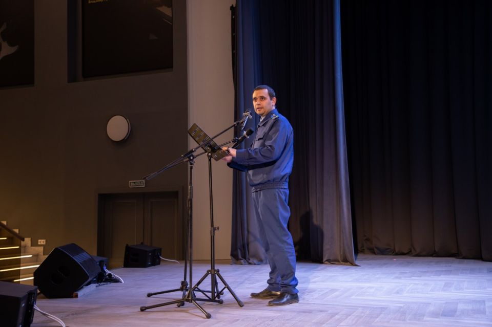 В Управлении МВД России по г.Севастополю прошло патриотическое занятие в рамках Единого дня государственного правового информирования В Управлении МВД России по г.Севастополю прошло патриотическое занятие в рамках Единого дня государственного правового информирования