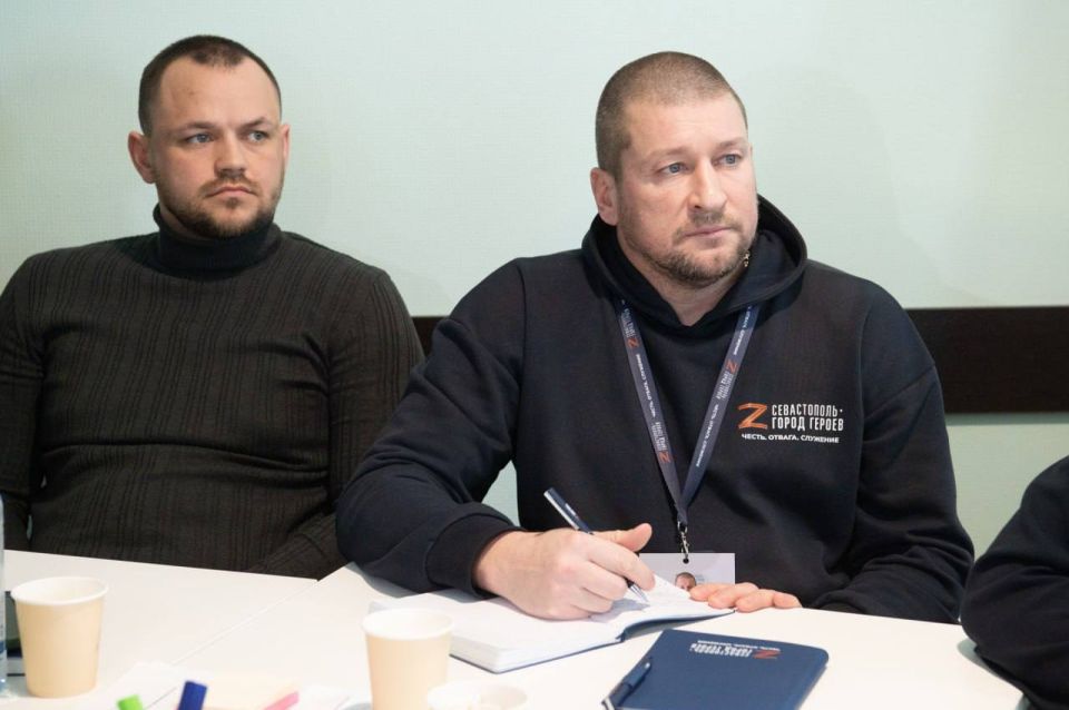 В рамках второго очного модуля образовательной программы «Севастополь - город героев» для участников и ветеранов специальной военной операции вместе с коллегами выступила в качестве спикера В рамках второго очного модуля образовательной программы «Севастополь - город героев» для участников и ветеранов специальной военной операции вместе с коллегами выступила в качестве спикера