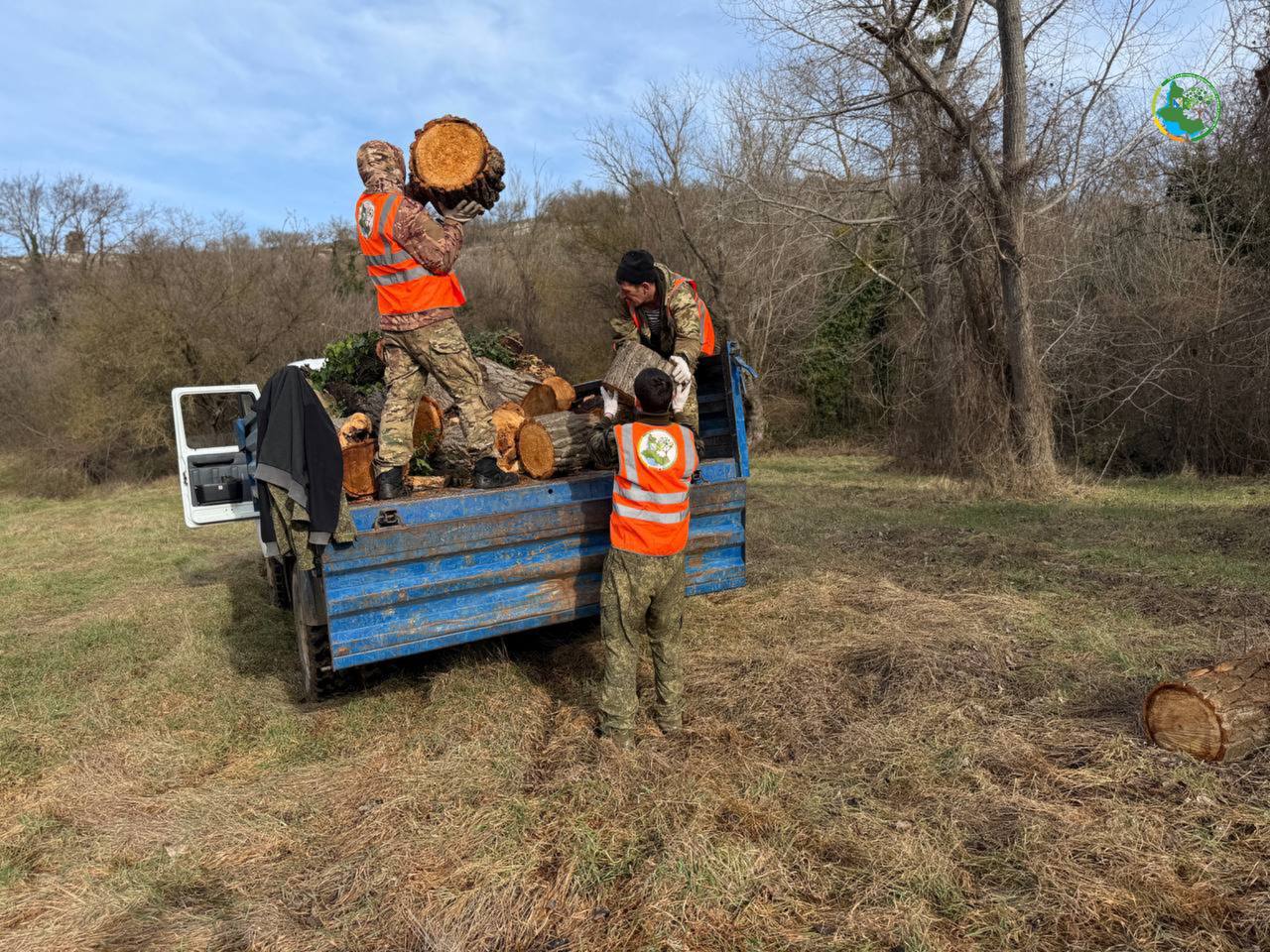 На территории памятника природы "Максимова дача" сотрудники ГБУ Севастополя "Дирекция ООПТ и лесного хозяйства" продолжают работы по благоустройству территории, очищая её от упавших ветвей и деревьев, а также удаление ... На территории памятника природы "Максимова дача" сотрудники ГБУ Севастополя "Дирекция ООПТ и лесного хозяйства" продолжают работы по благоустройству территории, очищая её от упавших ветвей и деревьев, а также удаление ...
