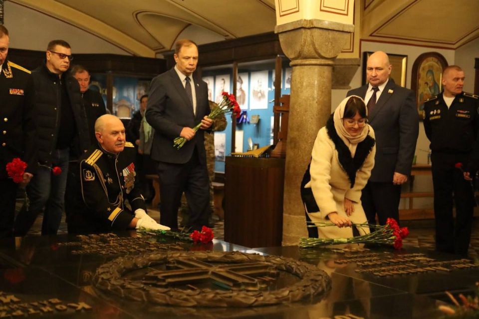 � ����������� ������� ������ ����-�������� ��������� ���������