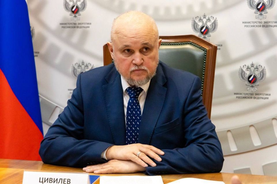 Сергей и Цивилев и Михаил Развожаев обсудили энергоснабжение Севастополя Сергей и Цивилев и Михаил Развожаев обсудили энергоснабжение Севастополя