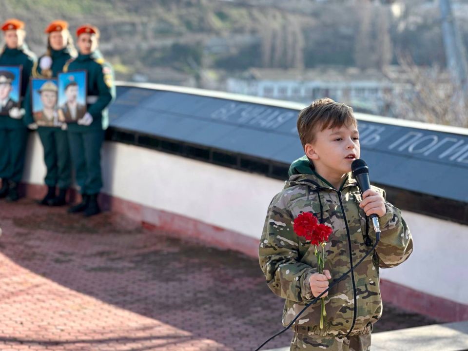 Владимир Немцев: Сегодня — День памяти о россиянах, исполнявших служебный долг за пределами Отечества Владимир Немцев: Сегодня — День памяти о россиянах, исполнявших служебный долг за пределами Отечества