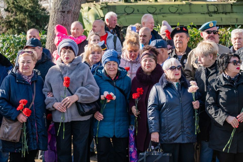 � ����������� ������� ������ ������-������������������