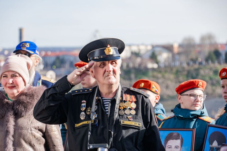 � ����������� ������� ������ ������-������������������