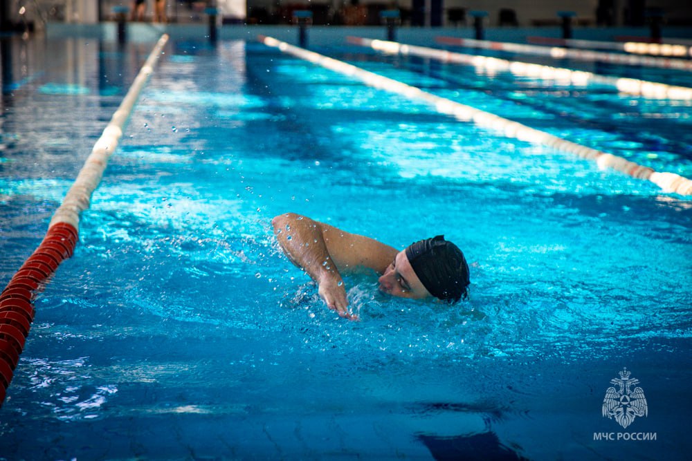 Вплавь – к победе. Сотрудники МЧС России по Севастополю состязались в соревнованиях по плаванию Вплавь – к победе. Сотрудники МЧС России по Севастополю состязались в соревнованиях по плаванию