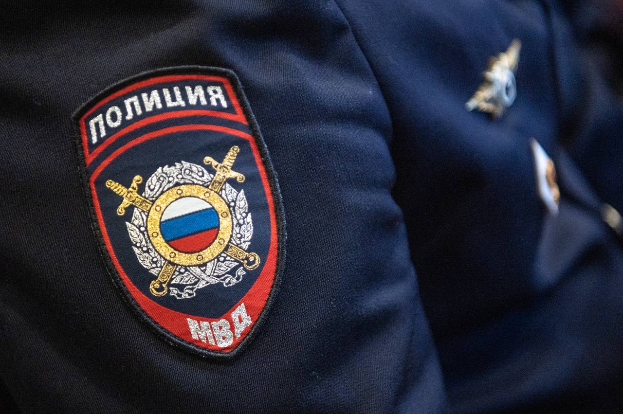 Михаил Развожаев: В преддверии Дня защитника Отечества и Дня народной воли поздравил сотрудников Управления МВД России по городу Севастополю, вручил им почётные грамоты и благодарности Михаил Развожаев: В преддверии Дня защитника Отечества и Дня народной воли поздравил сотрудников Управления МВД России по городу Севастополю, вручил им почётные грамоты и благодарности