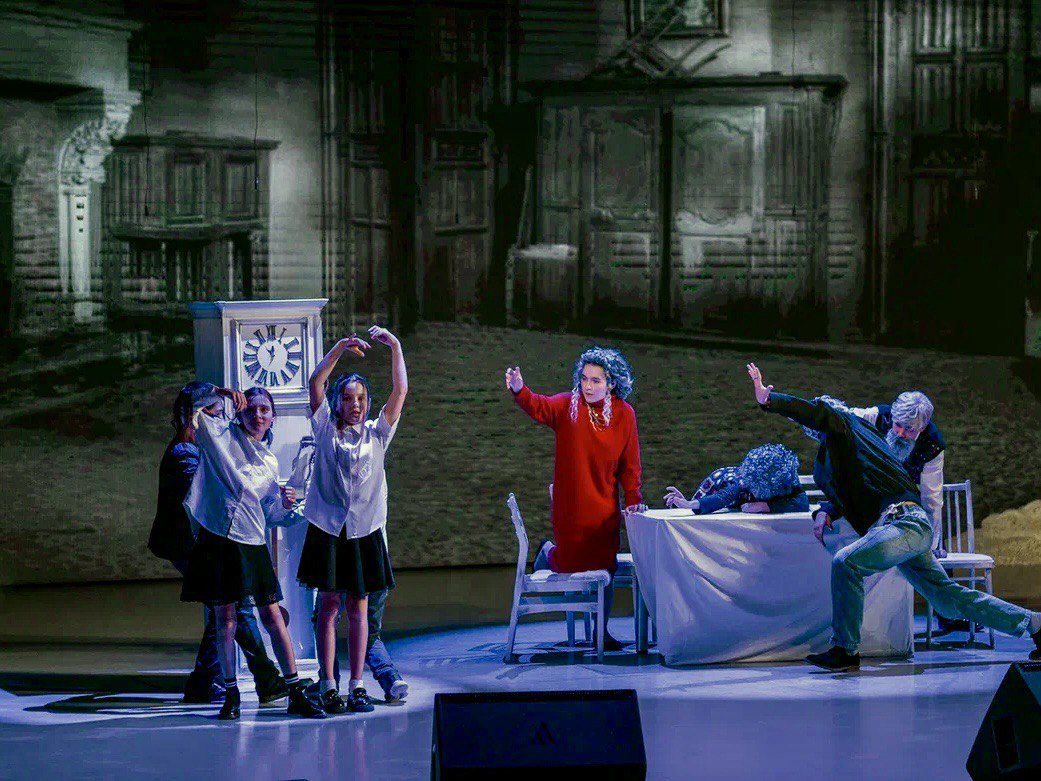 Артековцам показали «Сказку о потерянном времени» Артековцам показали «Сказку о потерянном времени»