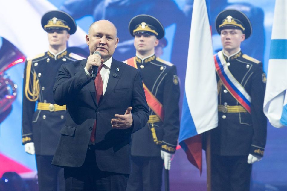 ������ ��������� ������ ������� � ����������� �������� ����� � ������. ���� � ��������