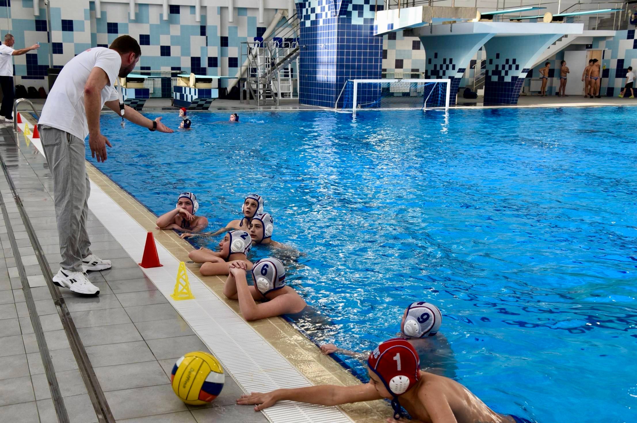 Владимир Немцев: В СОК имени 200-летия Севастополя стартовали городские соревнования по водному поло «Турнир, посвящённый Дню защитника Отечества» среди юношей Владимир Немцев: В СОК имени 200-летия Севастополя стартовали городские соревнования по водному поло «Турнир, посвящённый Дню защитника Отечества» среди юношей