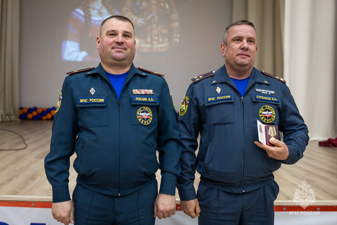 Торжественное собрание в канун Дня защитника Отечества состоялось в МЧС России по Севастополю Торжественное собрание в канун Дня защитника Отечества состоялось в МЧС России по Севастополю