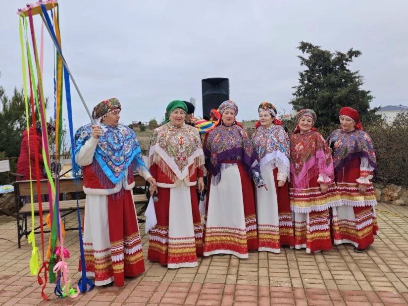 Весело и с пользой!. Последний день масленичной недели с размахом отпраздновали в ТОС "Лукоморье" Атмосферу настоящего народного гулянья создавали аниматоры и народный ансамбль Весело и с пользой!. Последний день масленичной недели с размахом отпраздновали в ТОС "Лукоморье" Атмосферу настоящего народного гулянья создавали аниматоры и народный ансамбль