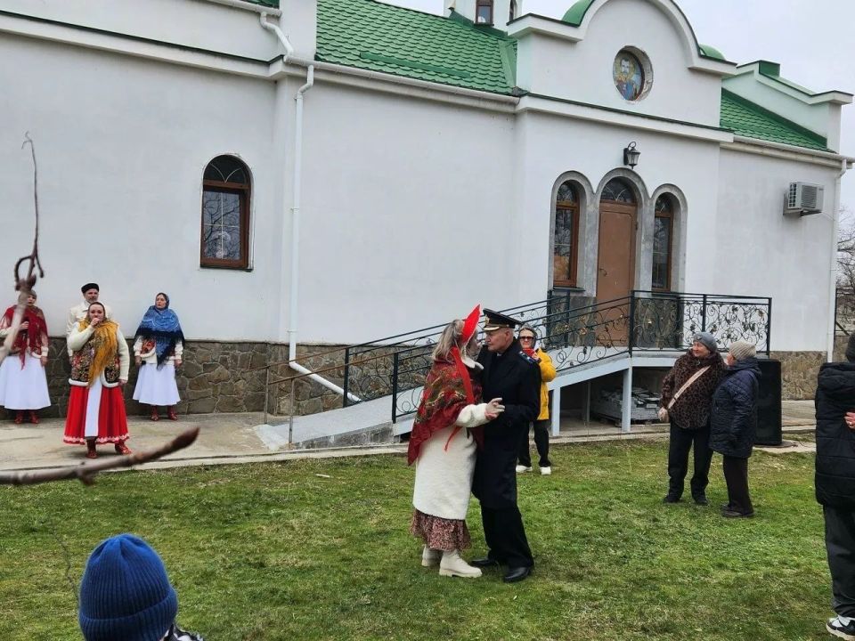 Александр Кулагин: В Каче народные гуляния были организованы при поддержке севастопольских Единороссов Александр Кулагин: В Каче народные гуляния были организованы при поддержке севастопольских Единороссов