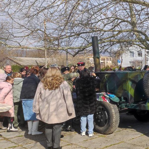 Татьяна Лобач: Накануне на территории Орлиновского муниципального округа прошла акция, посвящённая Дню защитника Отечества Татьяна Лобач: Накануне на территории Орлиновского муниципального округа прошла акция, посвящённая Дню защитника Отечества