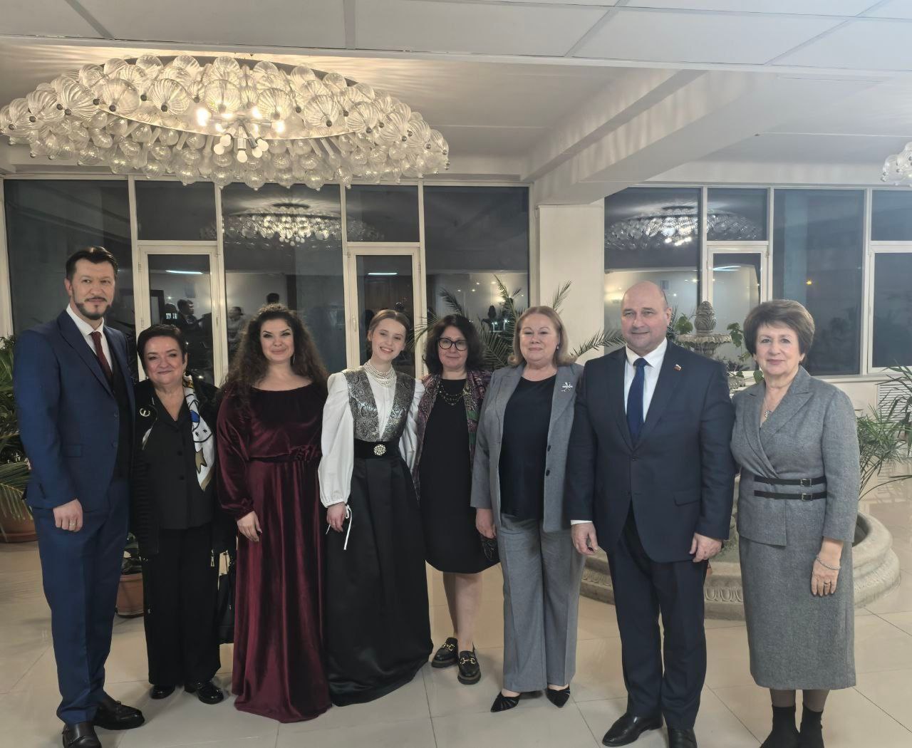 Екатерина Алтабаева: В преддверии двойного для Севастополя праздника: Дня защитника Отечества и Дня народной воли во Дворце культуры рыбаков побывала на праздничном концерте «Сила в правде. Воля в единстве»