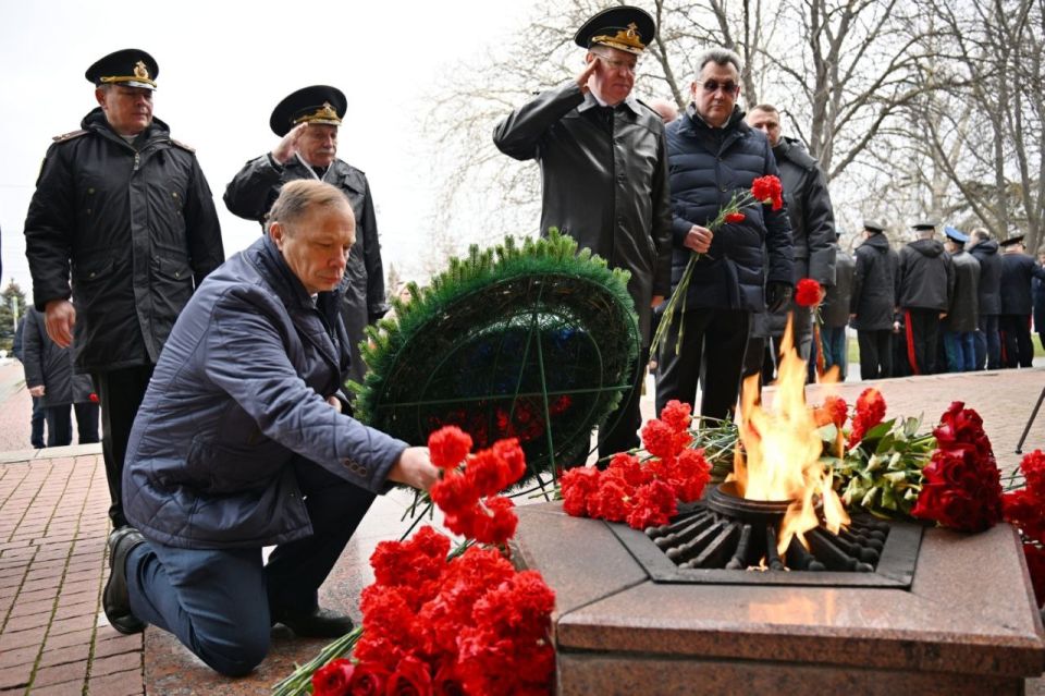 ��������� �������: �� ������� ����������� ��������, �������, � ���� ��������� ��������� � ���� �������� ����, ��������� ����� � ����� � ������� ���� ��������� ������� ����������� 1941-1942 ��