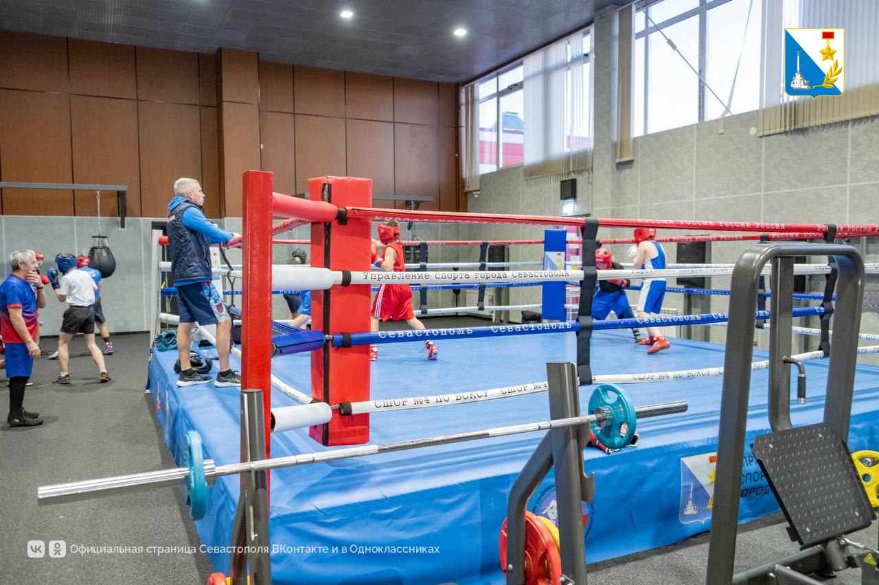 Физкультурно-оздоровительный комплекс «Спартак» отмечает первую годовщину Физкультурно-оздоровительный комплекс «Спартак» отмечает первую годовщину