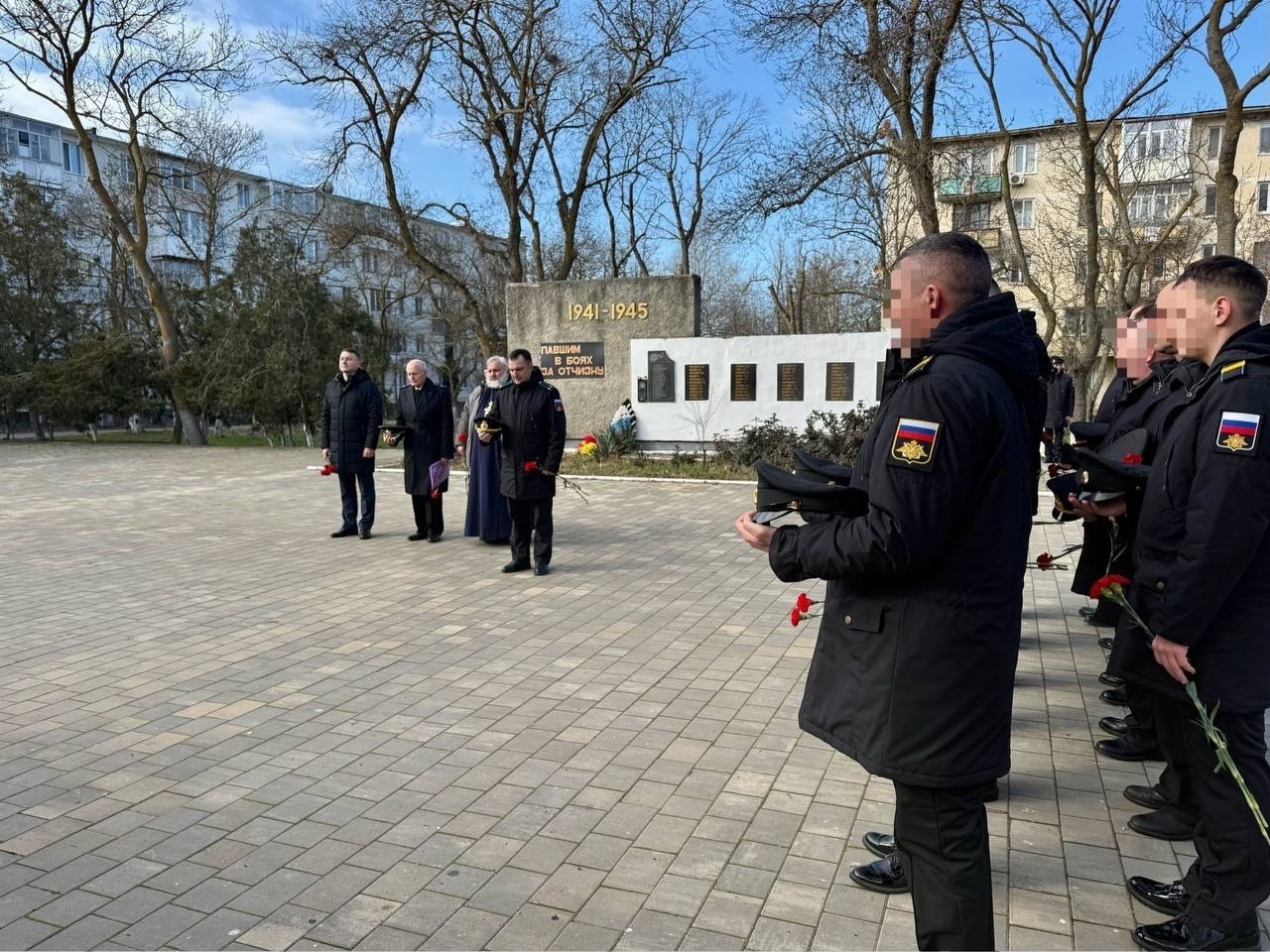 Торжественный митинг прошёл в честь Дня защитника Отечества и Дня народной воли в городе Севастополе Торжественный митинг прошёл в честь Дня защитника Отечества и Дня народной воли в городе Севастополе