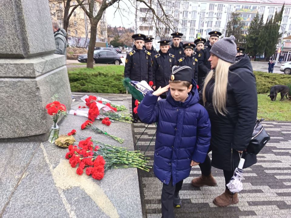 � �����-������������ ������ - ����������� ��������� ���������� ����� � ����� ������� ���������� ����� ������� �������