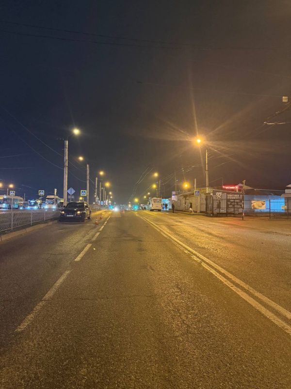 В Севастополе водитель Audi сбила 13-летнего мальчика на пешеходном переходе В Севастополе водитель Audi сбила 13-летнего мальчика на пешеходном переходе