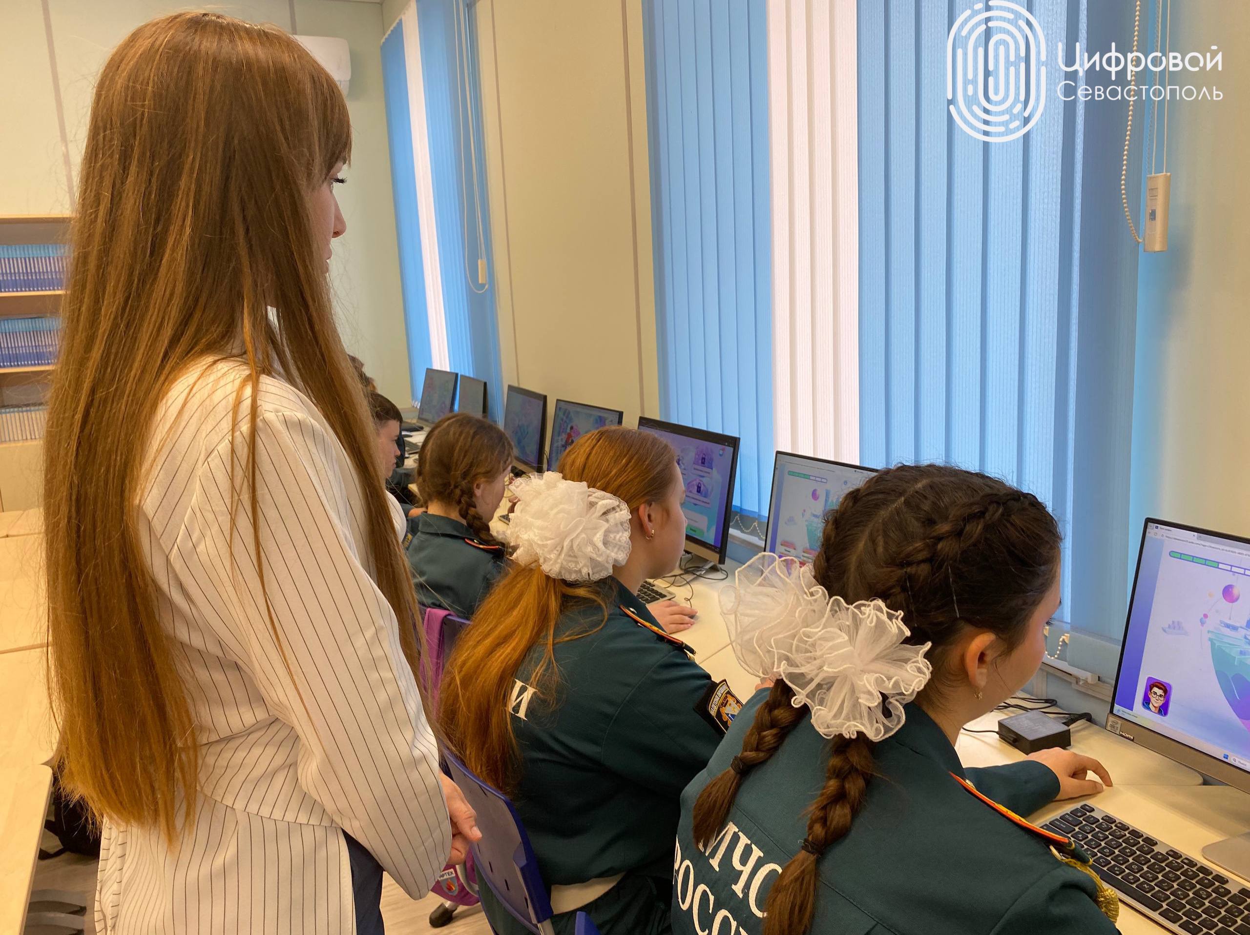 «Урок цифры»: Учимся анализировать данные с компанией «Авито»! «Урок цифры»: Учимся анализировать данные с компанией «Авито»!