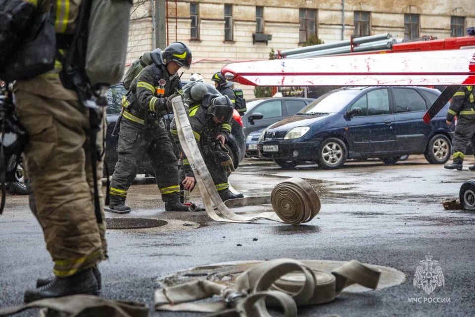 ������ �������� ��������� � ������������� � �������, � ������ ������ ��� ������ � �����������