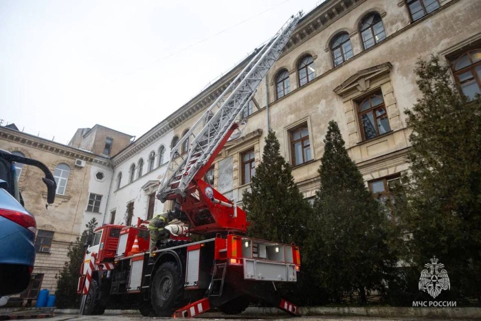 ������ �������� ��������� � ������������� � �������, � ������ ������ ��� ������ � �����������