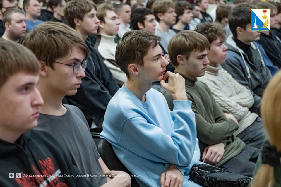 ����� ������ ��������� ����������� ������������� � ����� ����������� ������