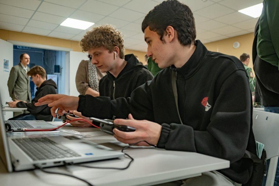 ����� ������ ��������� ����������� ������������� � ������������ ������������