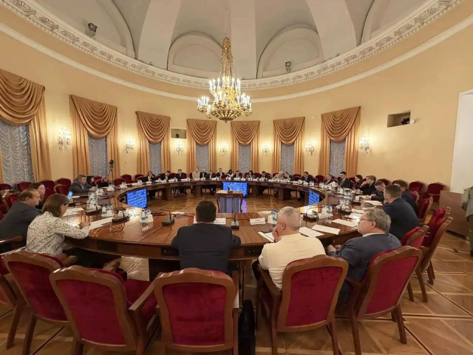 ������� �����: ���������� � ��������������� ������: ������ � �����������