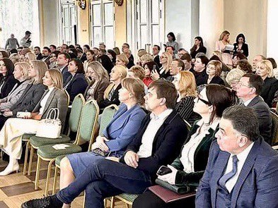 Коллектив Департамента культуры Севастополя удостоен благодарности Министерства культуры Коллектив Департамента культуры Севастополя удостоен благодарности Министерства культуры