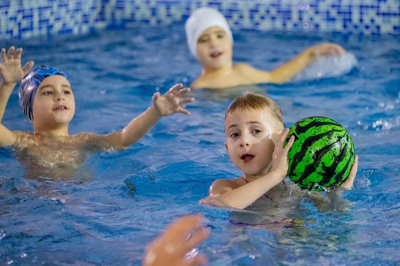 Михаил Развожаев: Севастополь — город морской, и уметь плавать для наших детей — навык обязательный Михаил Развожаев: Севастополь — город морской, и уметь плавать для наших детей — навык обязательный