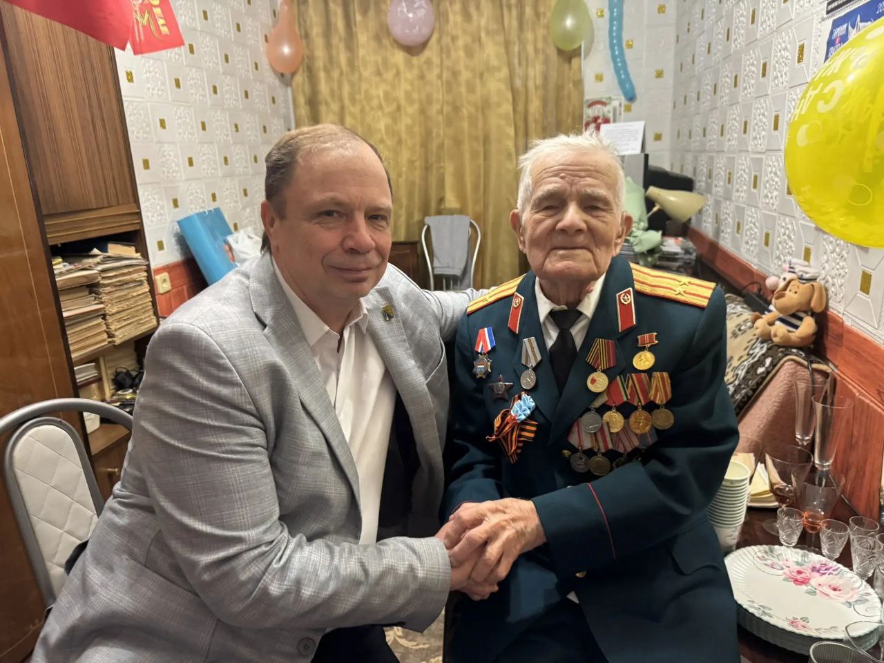 Александр Кулагин: Ветерану Великой Отечественной войны, Почетному гражданину Нахимовского района города Севастополя Виталию Александровичу Исупову - 100 лет! Александр Кулагин: Ветерану Великой Отечественной войны, Почетному гражданину Нахимовского района города Севастополя Виталию Александровичу Исупову - 100 лет!