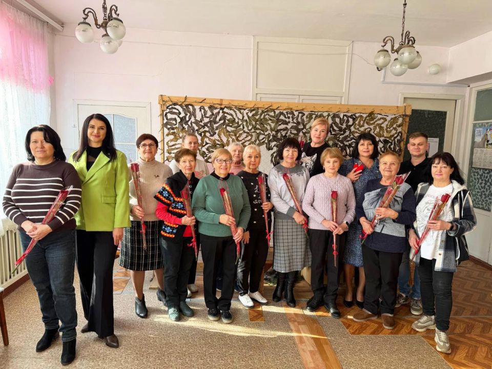 Татьяна Лобач: Вместе с заместителем главы Балаклавского муниципального округа Юлией Липовкой и Сергеем Науменко в преддверии Международного женского дня встретились с балаклавскими активистками, которые плетут маскировочные...