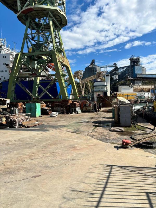 Севастопольская транспортная прокуратура пресекла нарушения на объекте водного транспорта Севастопольская транспортная прокуратура пресекла нарушения на объекте водного транспорта