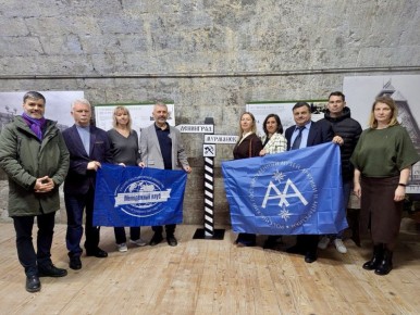 Музей «Михайловская батарея» приглашает на выставки