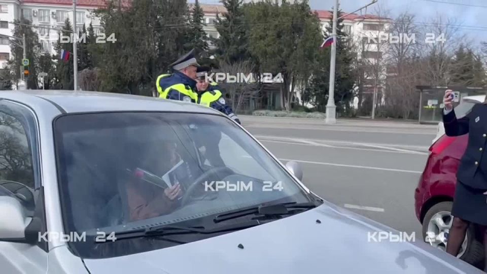 ��������������� ����������� ���������� ������-��������� � ����������� 8 �����