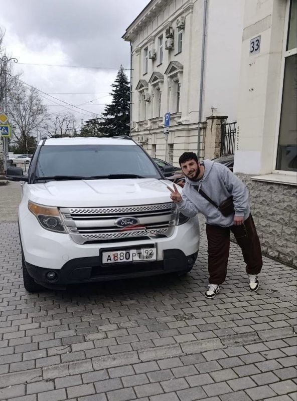 ������� ��������� � Ford �� ��������, ������� � ���� � ������� ����� �� �����