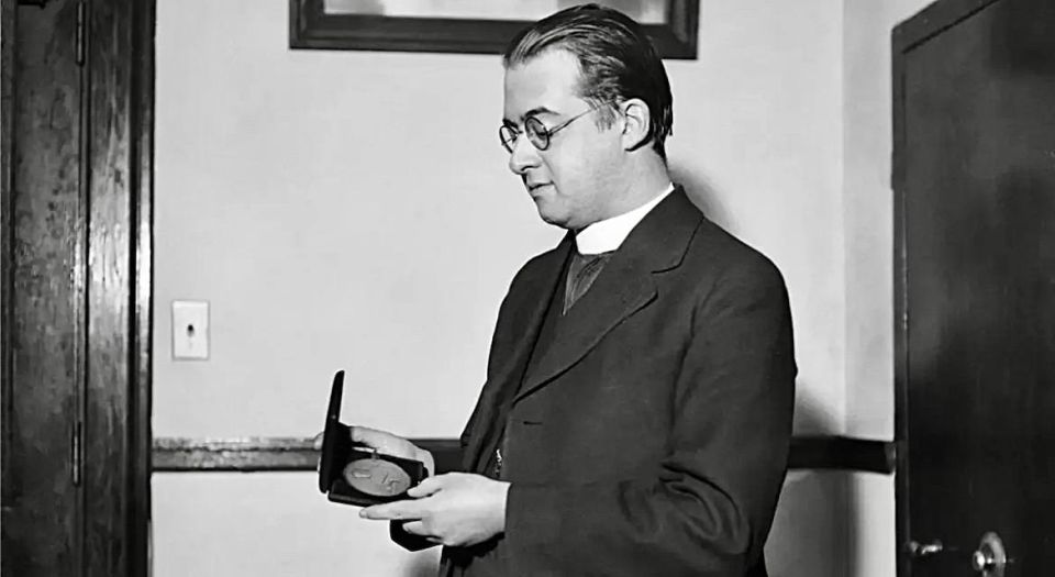 ����� ������ �������� ������