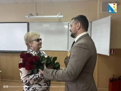 �������� ��������� ������������ � ����� ������ ��������� ���� ����������� � 8 �����