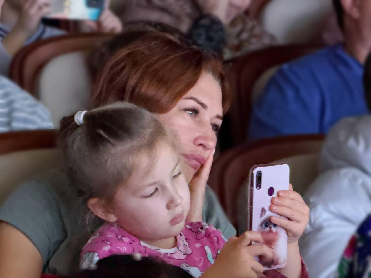 Татьяна Лобач: В преддверии Международного женского дня в Севастопольском хореографическом центре «Радость» состоялся праздничный концерт Татьяна Лобач: В преддверии Международного женского дня в Севастопольском хореографическом центре «Радость» состоялся праздничный концерт